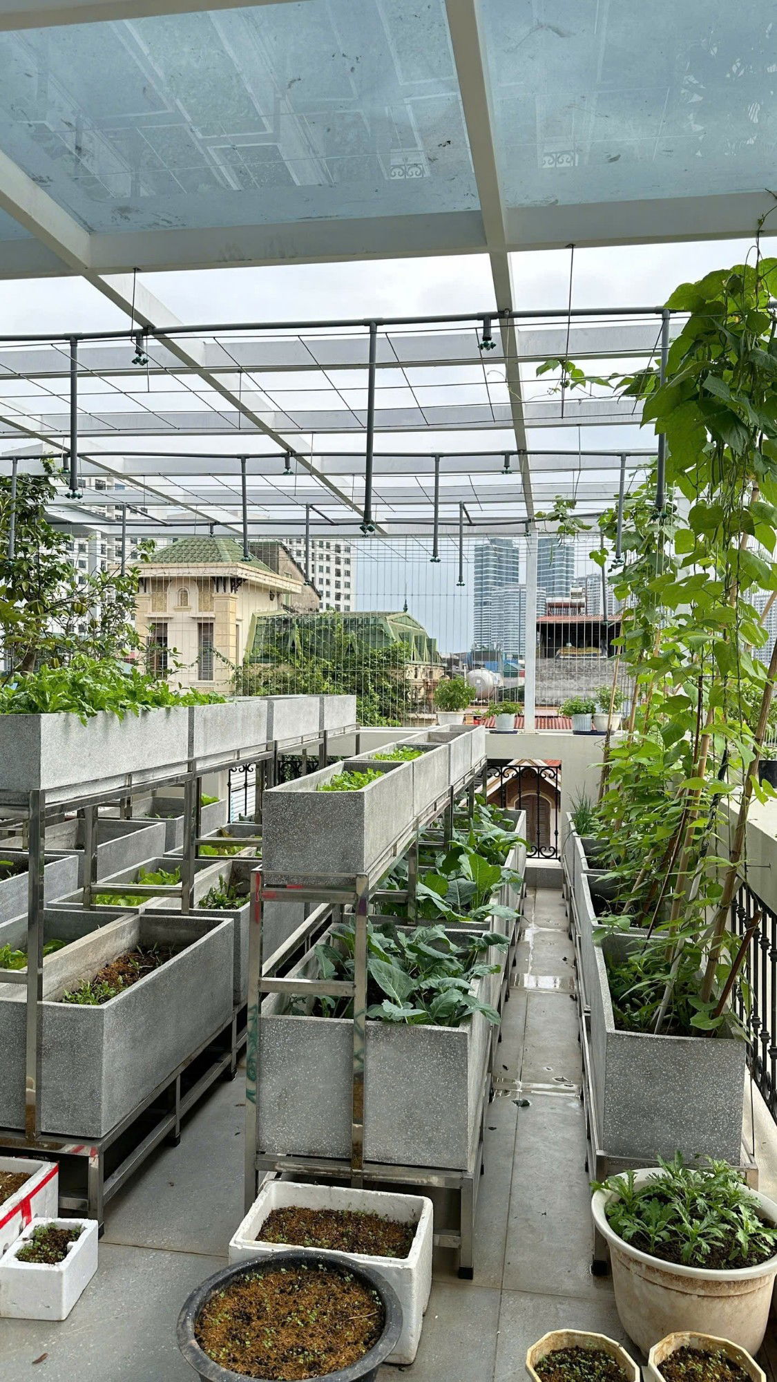 SIÊU PHẦM NHÀ XUÂN ĐỈNH - GARA OTO - LÔ GÓC - ĐƯỜNG OTO TRÁNH - THANG MÁY - MẶT TIỀN SIÊU KHỦNG