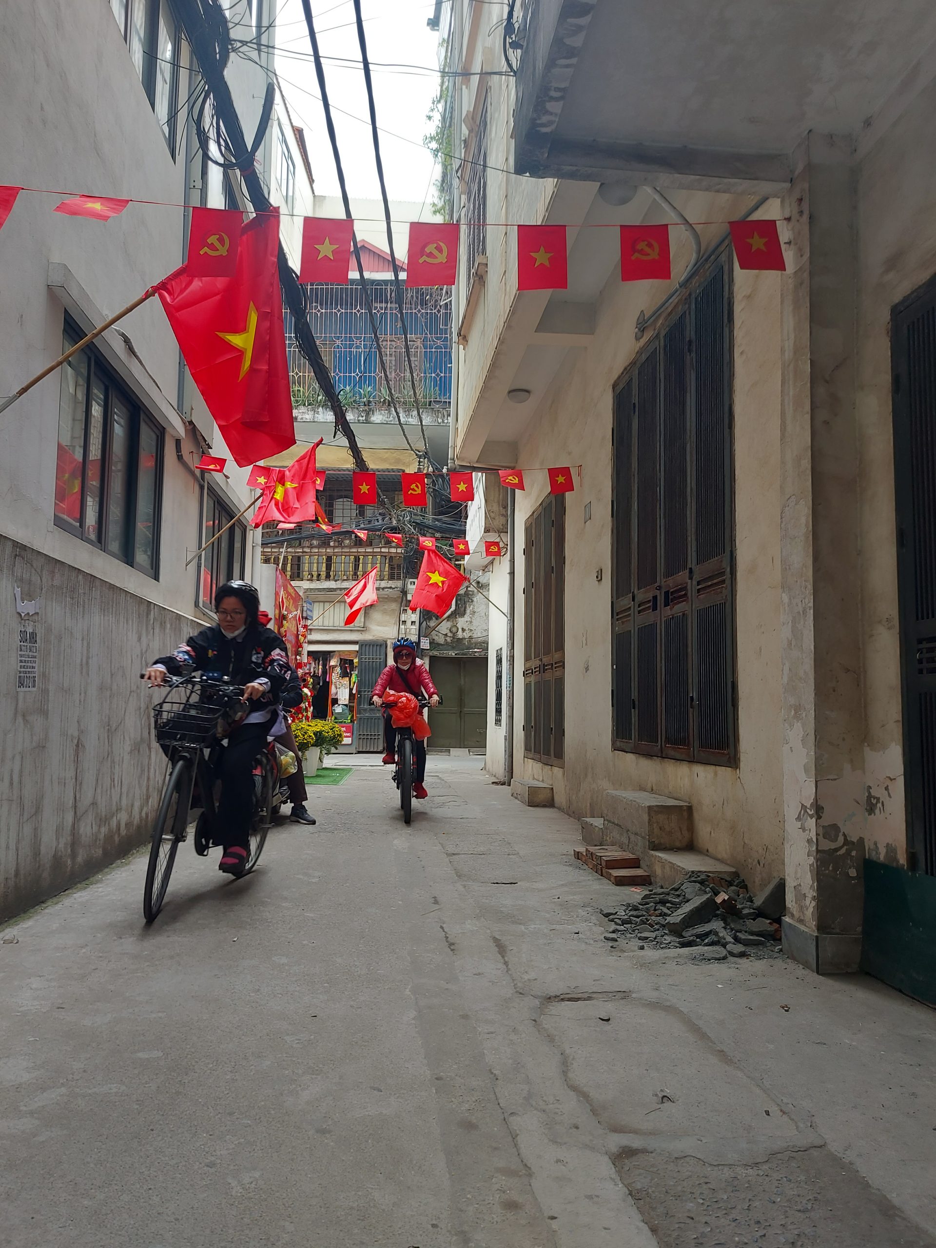 BÁN NHÀ VĂN CAO - GẦN PHỐ - Ô TÔ NHỎ VÀO NHÀ - TRUNG TÂM BA ĐÌNH PHỐ VIP VỊ TRÍ CỰC ĐẮC ĐỊA 6M RA MẶT PHỐ - 26.9 TỶ
