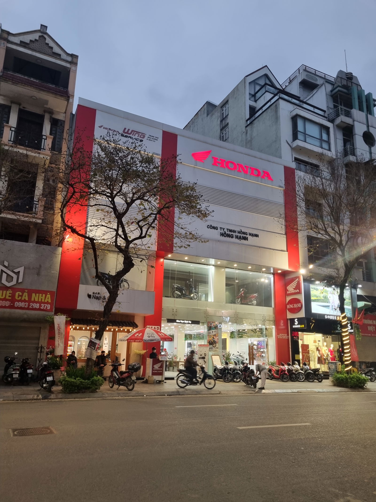 BÁN NHÀ MẶT PHỐ BỐ LÀM TO - PHỐ ĐẸP NHẤT HAI BÀ TRƯNG - RẺ NHƯ CHO