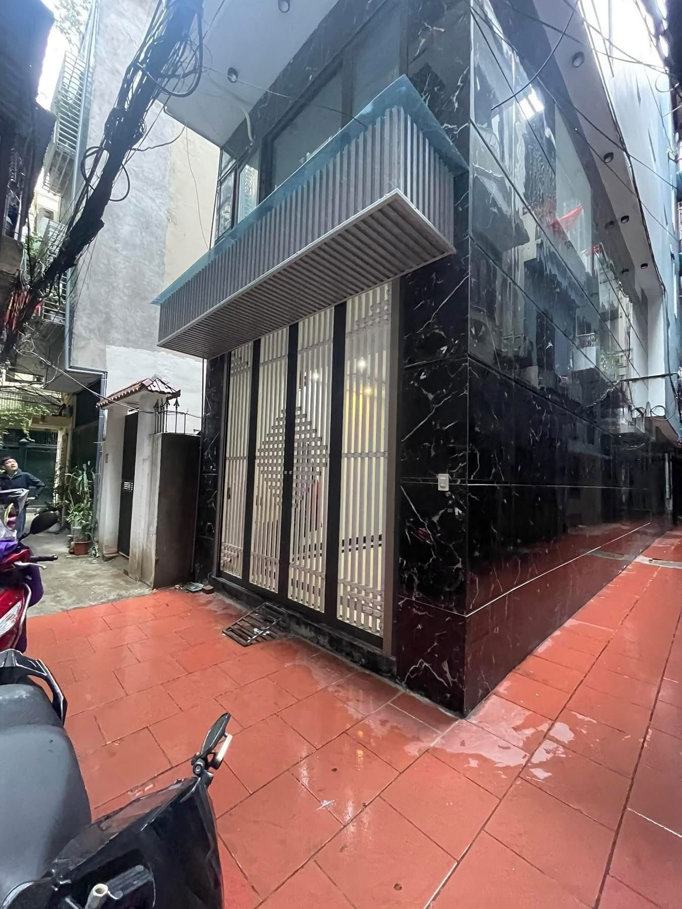 BÁN TOÀ CCMN CAO CẤP - THANG MÁY - LÔ GÓC SIÊU THOÁNG - DOANH THU CAO - HỆ THỐNG PCCC ĐẦY ĐỦ