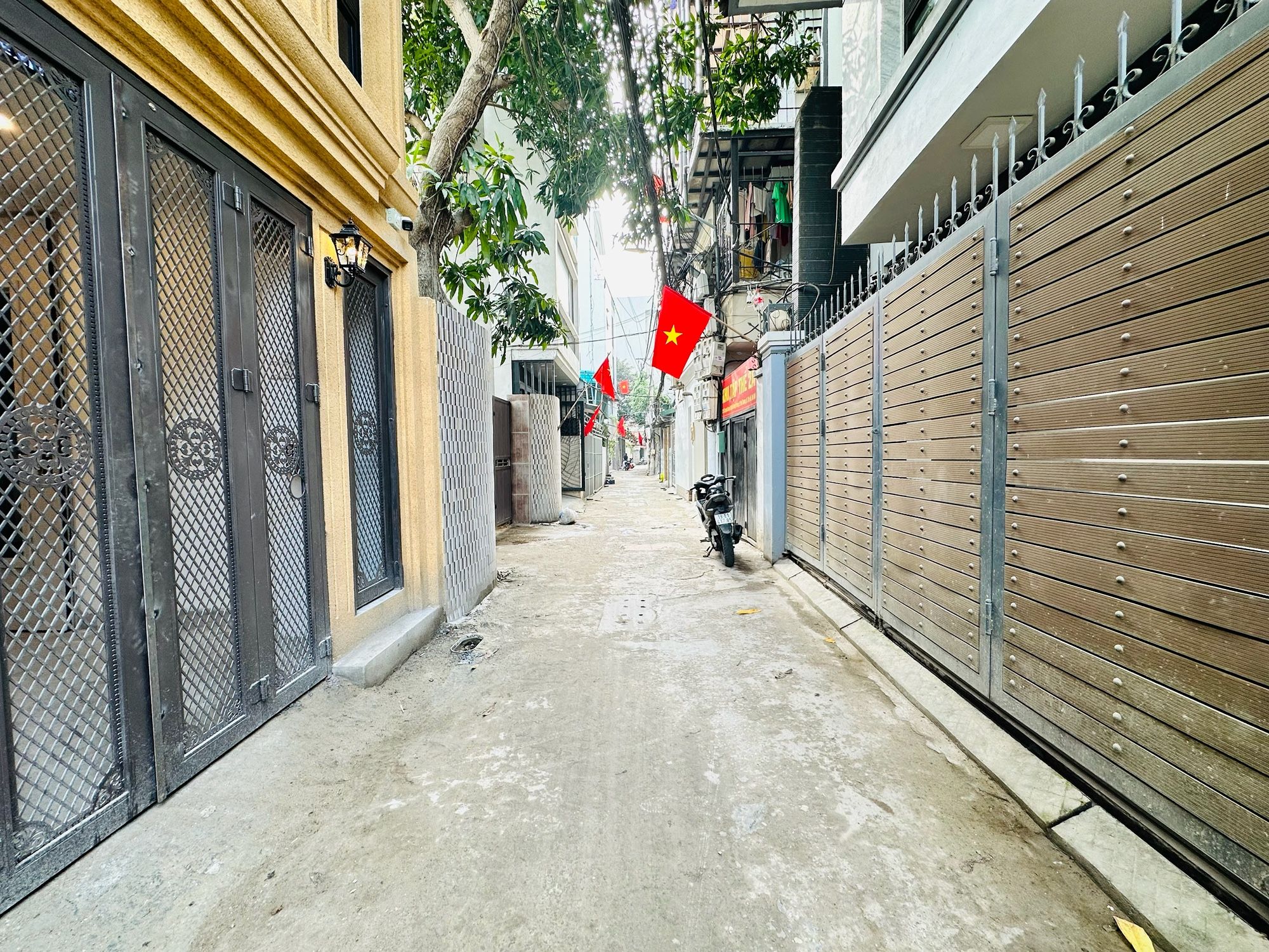 BÁN CHDV 7 TẦNG THANG MÁY - Ô TÔ QUA NHÀ - NGÕ THÔNG - FULL NỘI THẤT