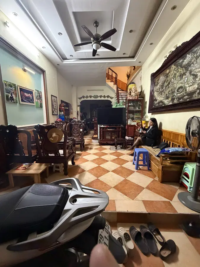 Bán Nhà 2 Mặt Ngõ Cù Chính Lan. Thanh Xuân. DT 84m2. MT 4.5m. 5 Tầng. Giá 18.9 Tỷ