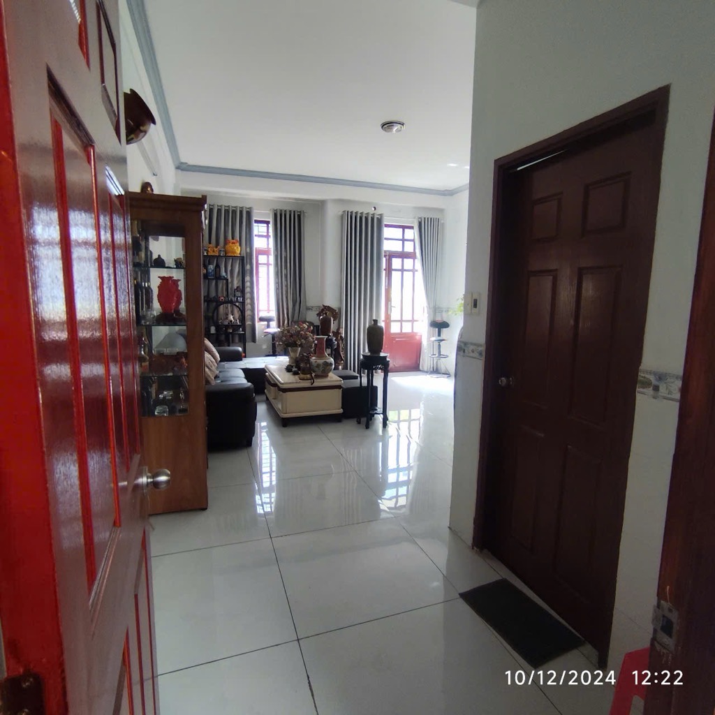 Nhà mặt tiền xe hơi 4 tầng gần chợ Phú Lợi 2 ngang 5m Hoàn công đủ- 0931172218