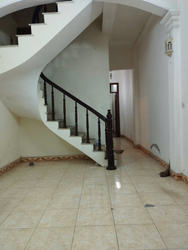 NGỌC LÂM – TRUNG TÂM LONG BIÊN 61m² – 3 TẦNG – 9.98 TỶ