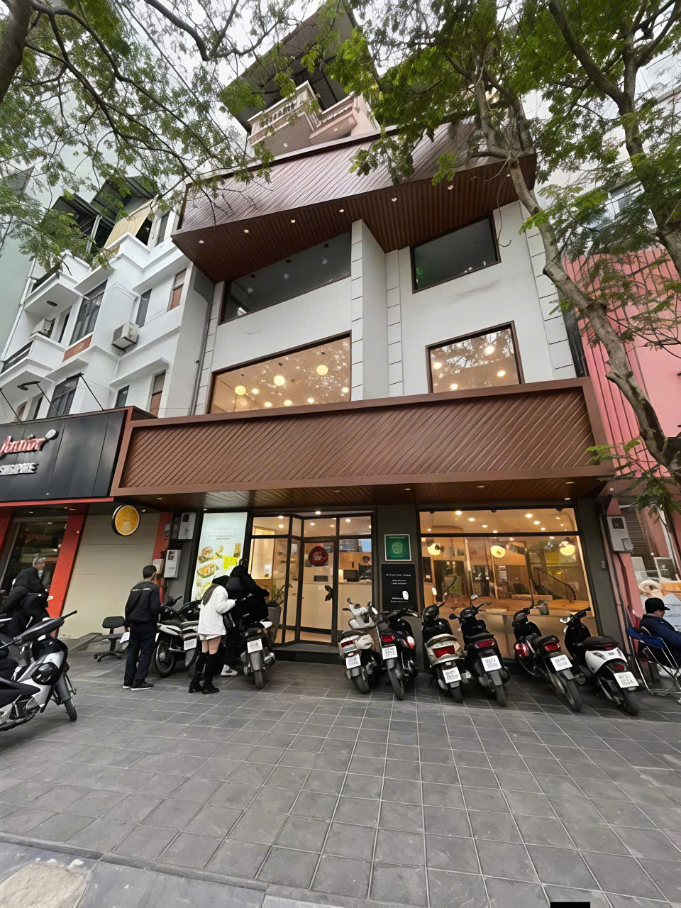 CHO THUÊ NHÀ PHỐ MINH KHAI – HAI BÀ TRƯNG HÀ NỘI Diện tích: 135m Mặt tiền: 8m