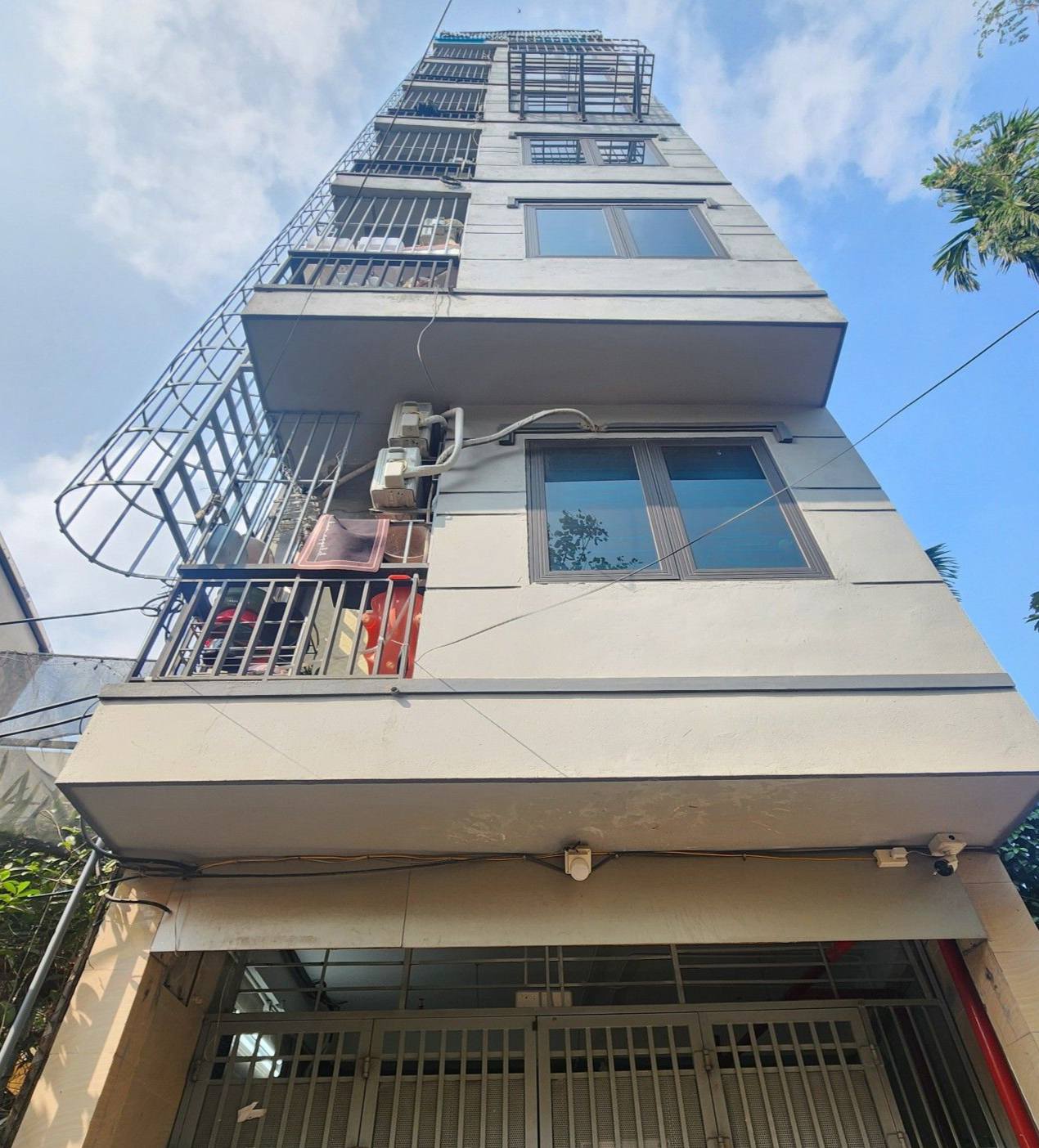 Cần bán nhà dịch vụ cho thuê tại phường Tây Mỗ. 105m2 xây 8 tầng chỉ 25tỷ.