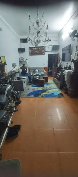 Bán nhà Phố Yết Kiêu DT 38m2, 3 Tầng, MT 3.4m, Giá 8.5 Tỷ , Hà Đông Hà Nội