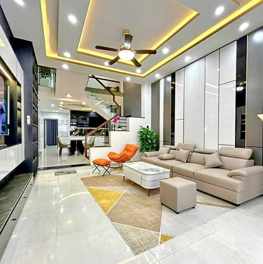 Bán Gấp Nhà Kim Giang 43m², 5 tầng, Mới Đẹp – Ngõ nông Gần Ô Tô giá hơn 8 tỷ
