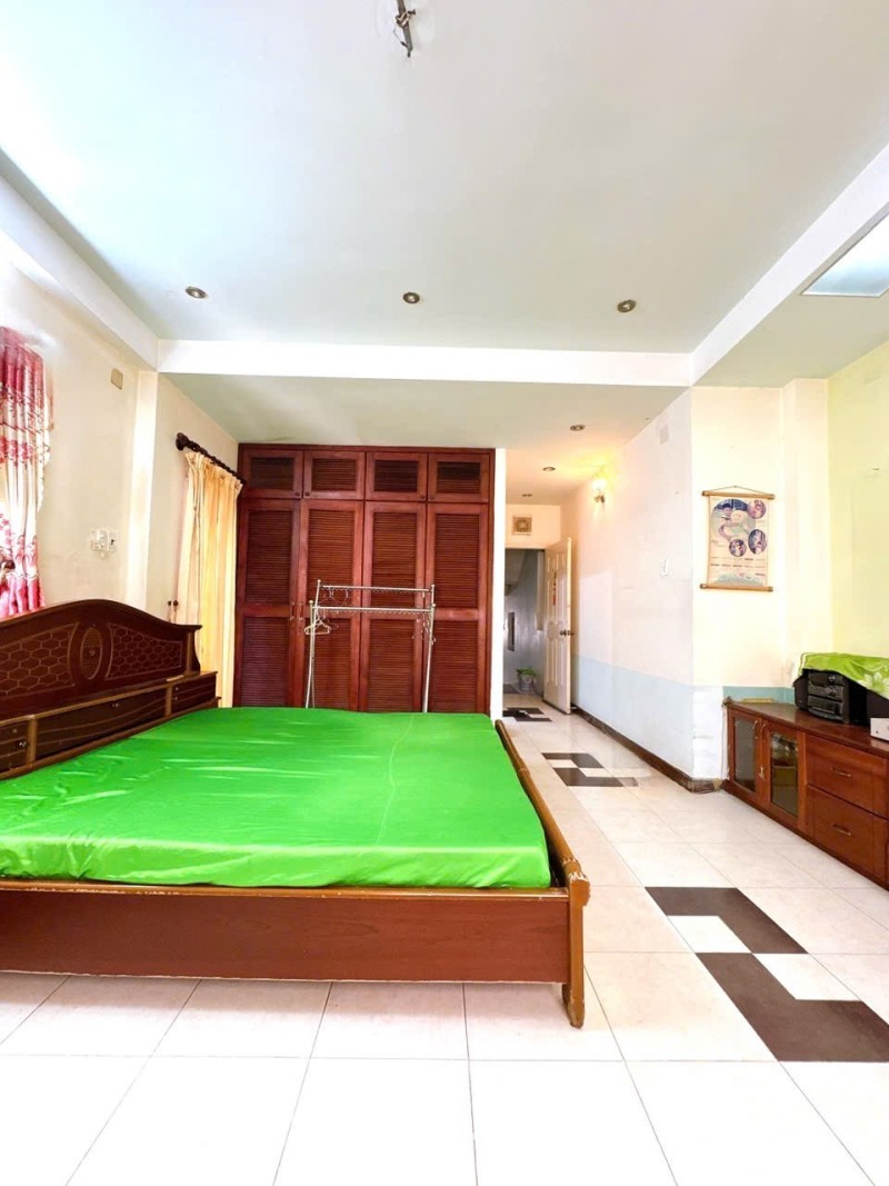 BÁN NHÀ PHÚ NHUẬN OTO VÀO NHÀ 120M2 5 TẦNG NGANG 4.2M KD ĐỈNH SÁT MT NGUYỄN ĐÌNH CHÍNH 16.5 TỶ.