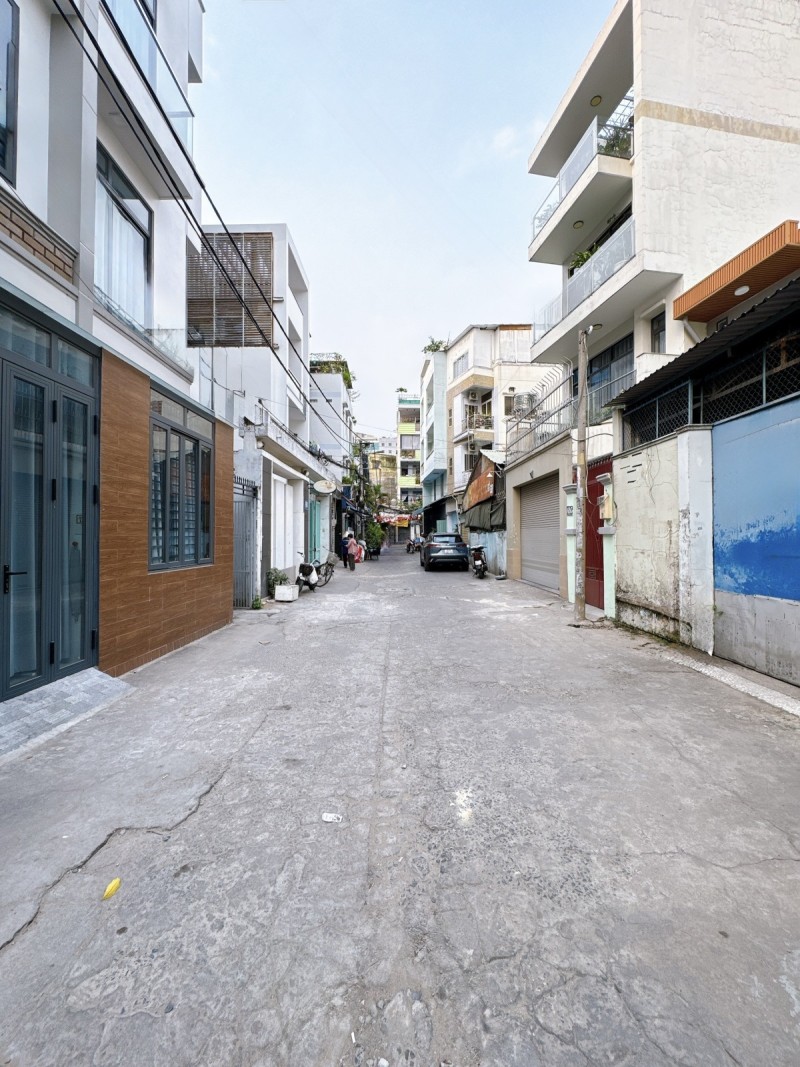 BÁN NHÀ PHÚ NHUẬN OTO VÀO NHÀ 90M2 6 TẦNG NGANG 4M CHDV 14 PN TRẦN KẾ XƯƠNG 15.2 TỶ.