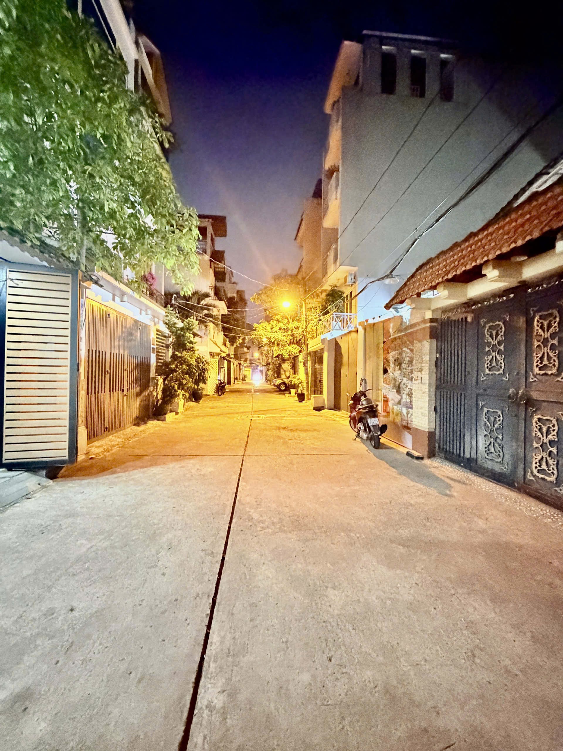 NHÀ ĐẸP BẠCH ĐẰNG HXH TRÁNH - 110m2 (6.1×18) GẦN CV GIA ĐỊNH