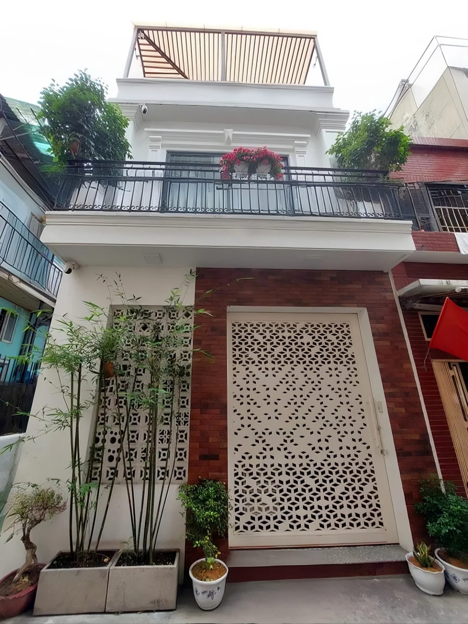 PHƯỜNG BÀN CỜ BÁN NHÀ QUẬN 3 – 63M² – CĂN GÓC 2 MẶT THOÁNG – XE HƠI VÀO NHÀ – GIÁ 15.5 TỶ