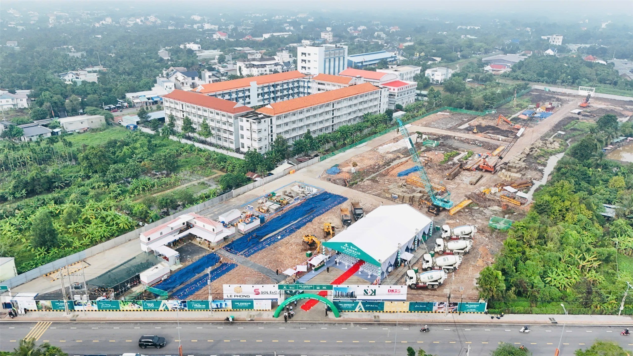 EMERALD GARDEN VIEW tại Bình Dương với 7 triệu/tháng, bạn đã có thể sở hữu căn hộ của riêng mình.