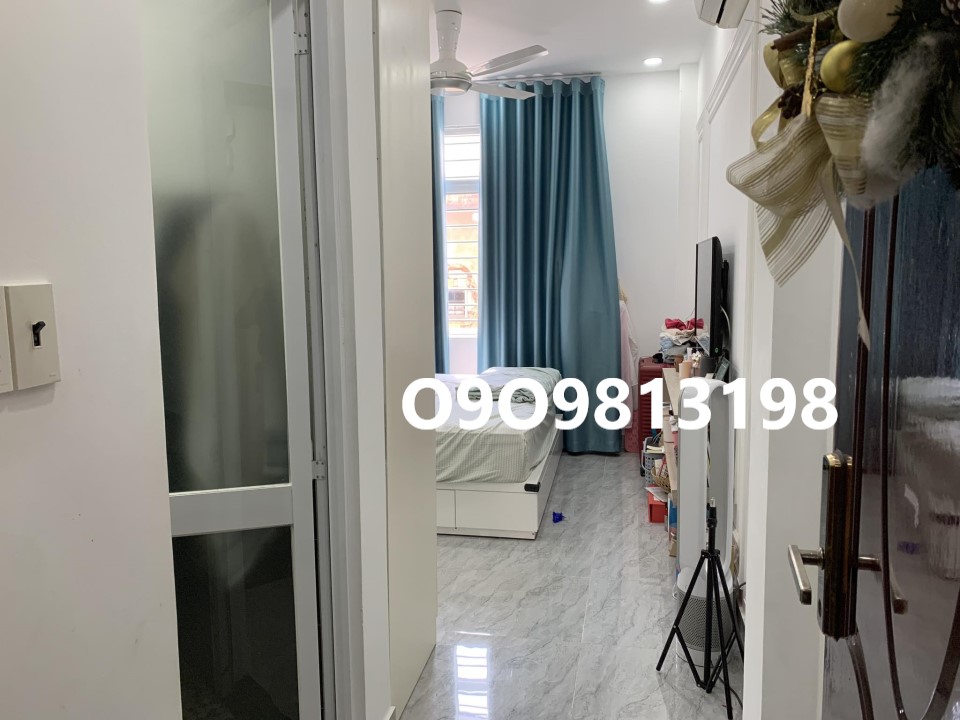 ♥️♥️♥️Bán Nhà P.Chánh Hưng Quận 8 SHR 4 Tầng Giao Ngay.♥️♥️♥️