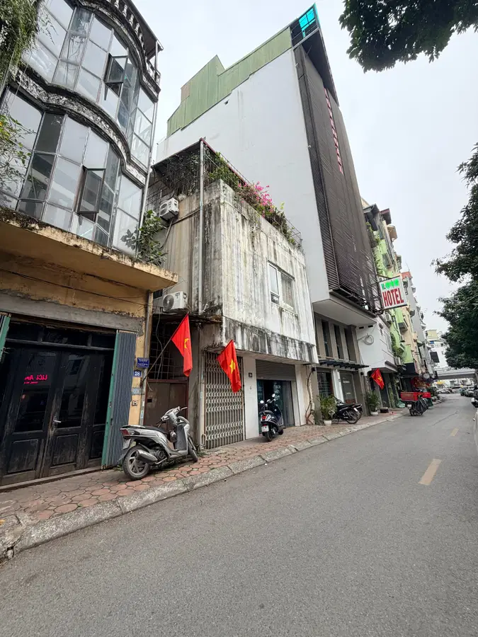 Bán nhà khu vực Nguyễn Ngọc Doãn - Đống Đa