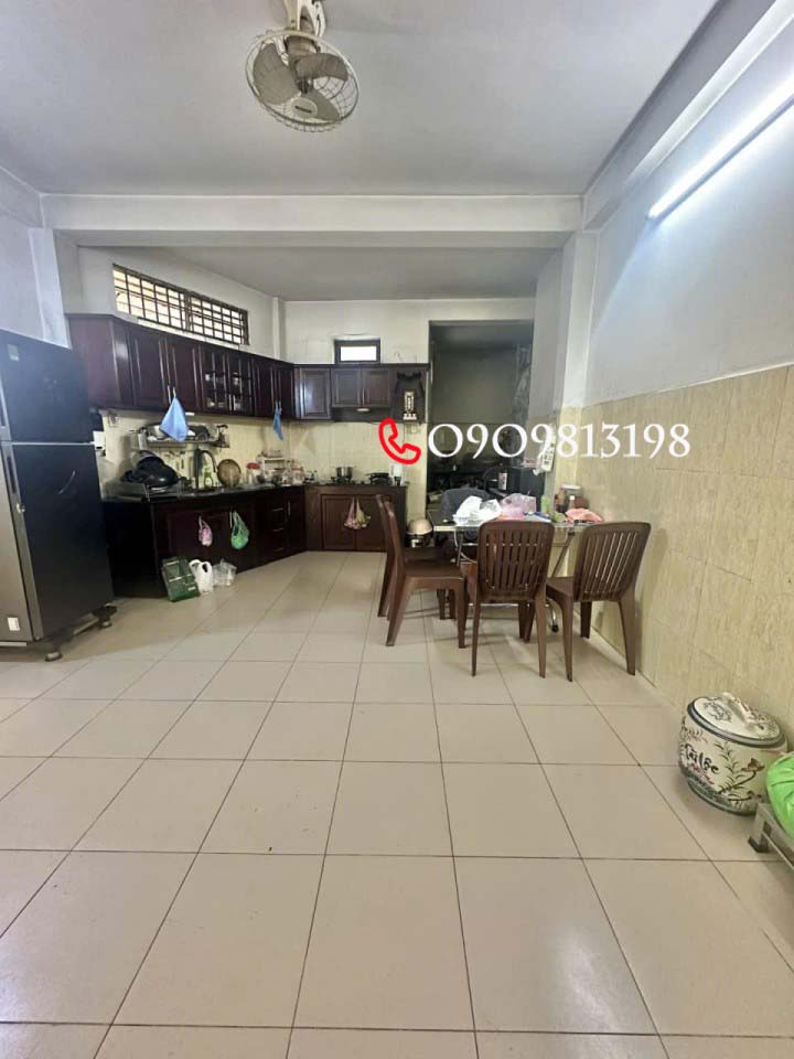 ♥️♥️♥️Giá TL Giao Dịch Ngay Bán Nhanh Nhà Quận 5 Có Sân Thượng 5PN.♥️♥️♥️