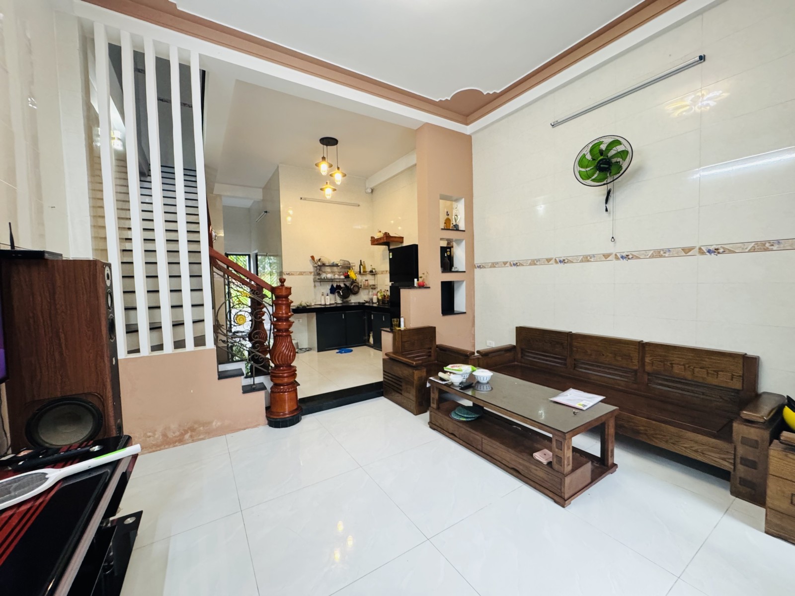 Bán nhà 2 tầng đường Nguyễn Duy Trinh 135m2 – tặng lô đất – giá 6 tỷ