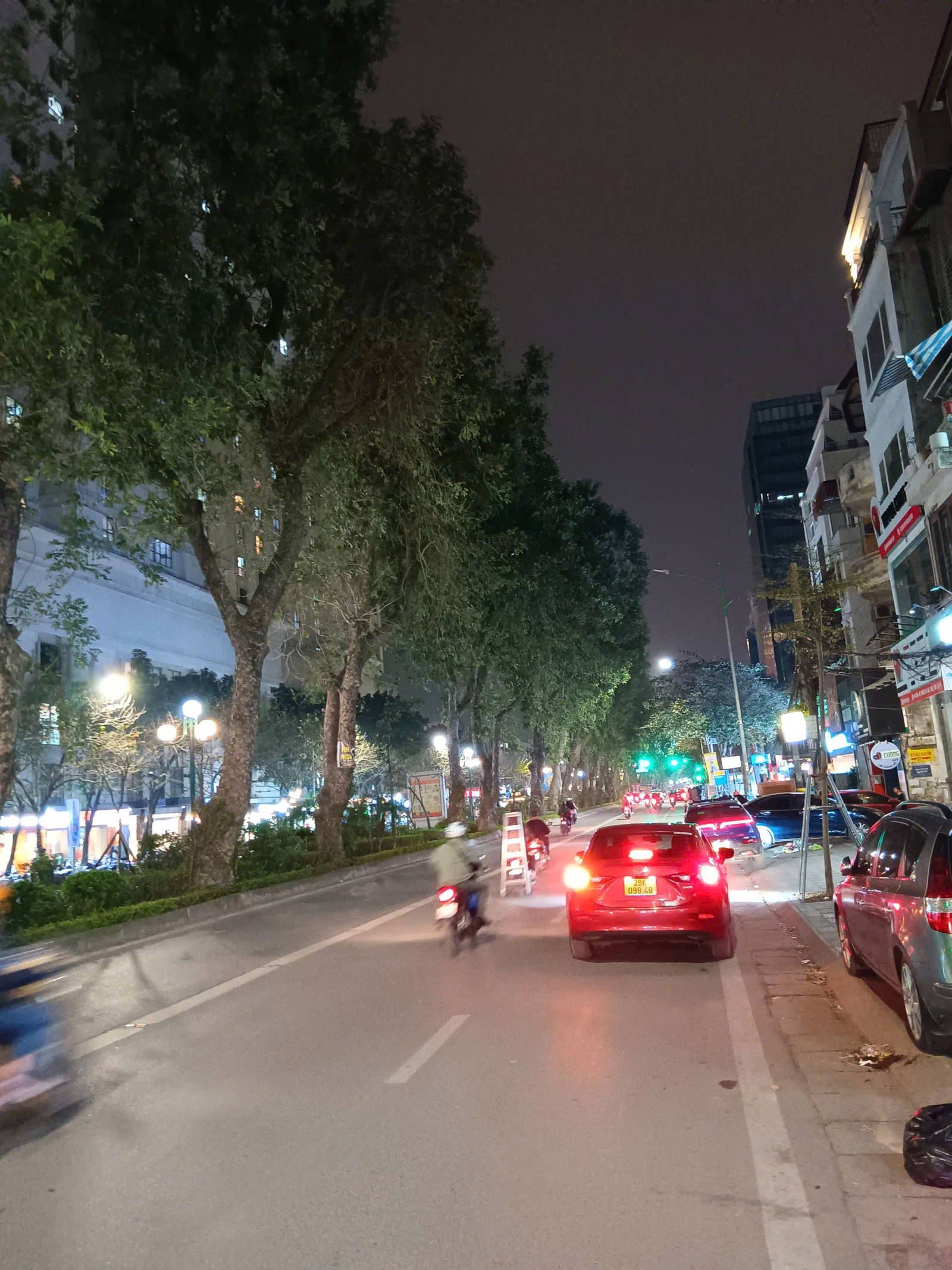 MẶT PHỐ GIẢNG VÕ – TRUNG TÂM ĐỐNG ĐA – TÒA NHÀ 10 TẦNG – KINH DOANH ĐỈNH CAO