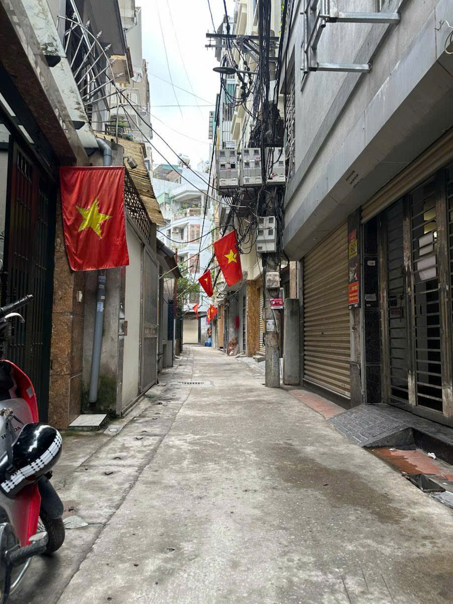 BÁN NHÀ QUAN NHÂN THANH XUÂN 62m 5 TẦNG MẶT TIỀN 3,6m NHÀ MỚI XÂY GIÁ CHỈ 14.9 TỶ