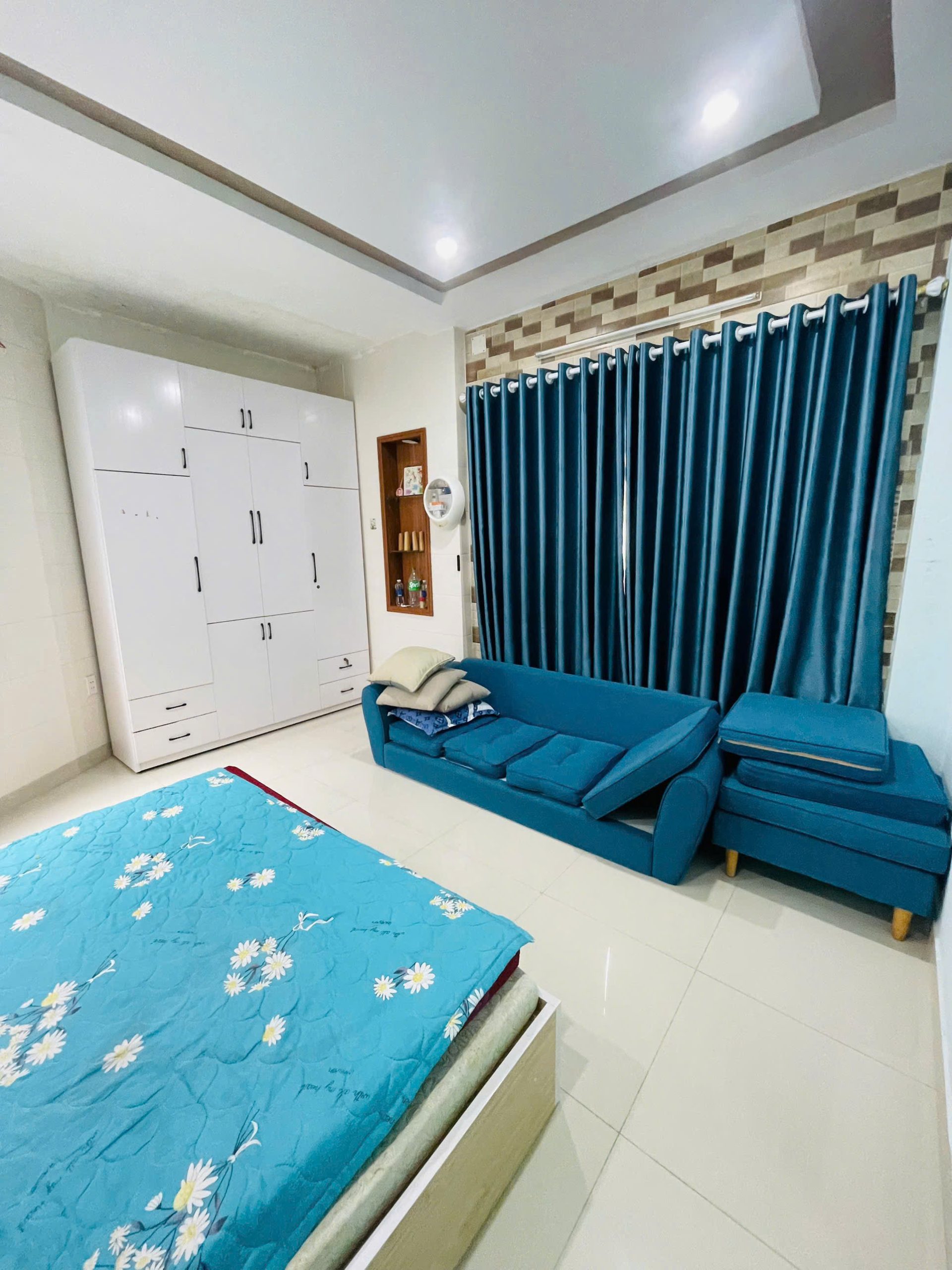 # Lô Góc Kiệt 3.5m thẳng thông gần MT Lê Đình Lý, 41m2, 2 mê cứng, kinh Doanh, 3.85 tỷ