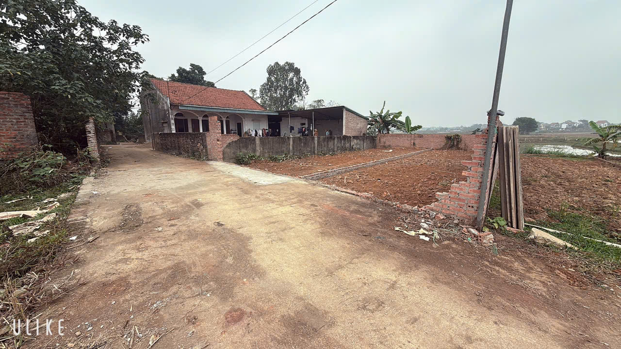 GIÁ 830 TR DIỆN TÍCH 100 M FUN THỔ CƯ - SỔ ĐỎ SẪN SÀNG CÔNG CHỨNG CAM KẾT PHÁP LÝ CHUẨN RÕ RÀNG MIMH BẠCH -ĐỊA CHỈ