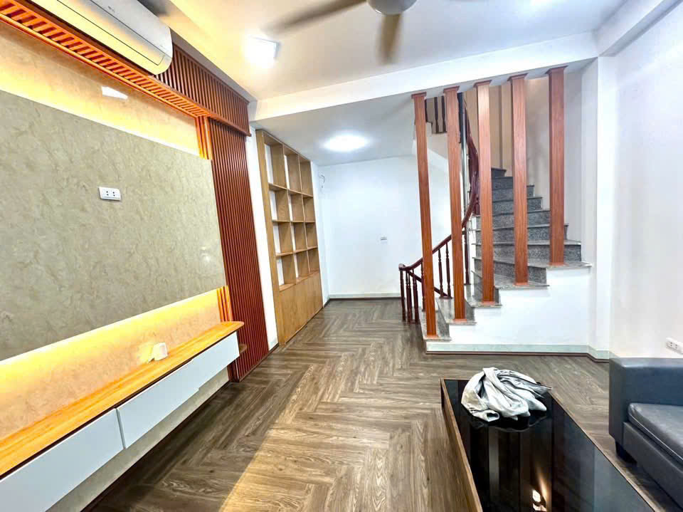 BÁN NHÀ 5 TẦNG MỚI XÂY - ÔTÔ ĐỖ CỬA - PHAN TRỌNG TUỆ - THANH TRÌ