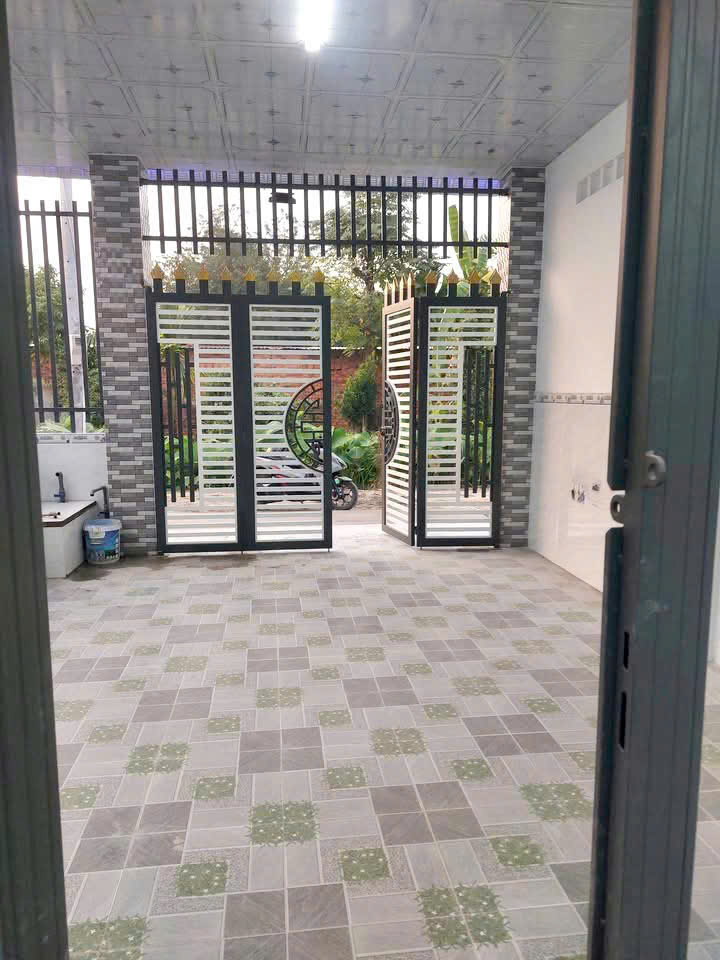 Bán nhà cấp 4 xã Phước Vĩnh An dt 135m2 (50m2 thổ ) 3pn , 2wc giá 2,35 tỷ