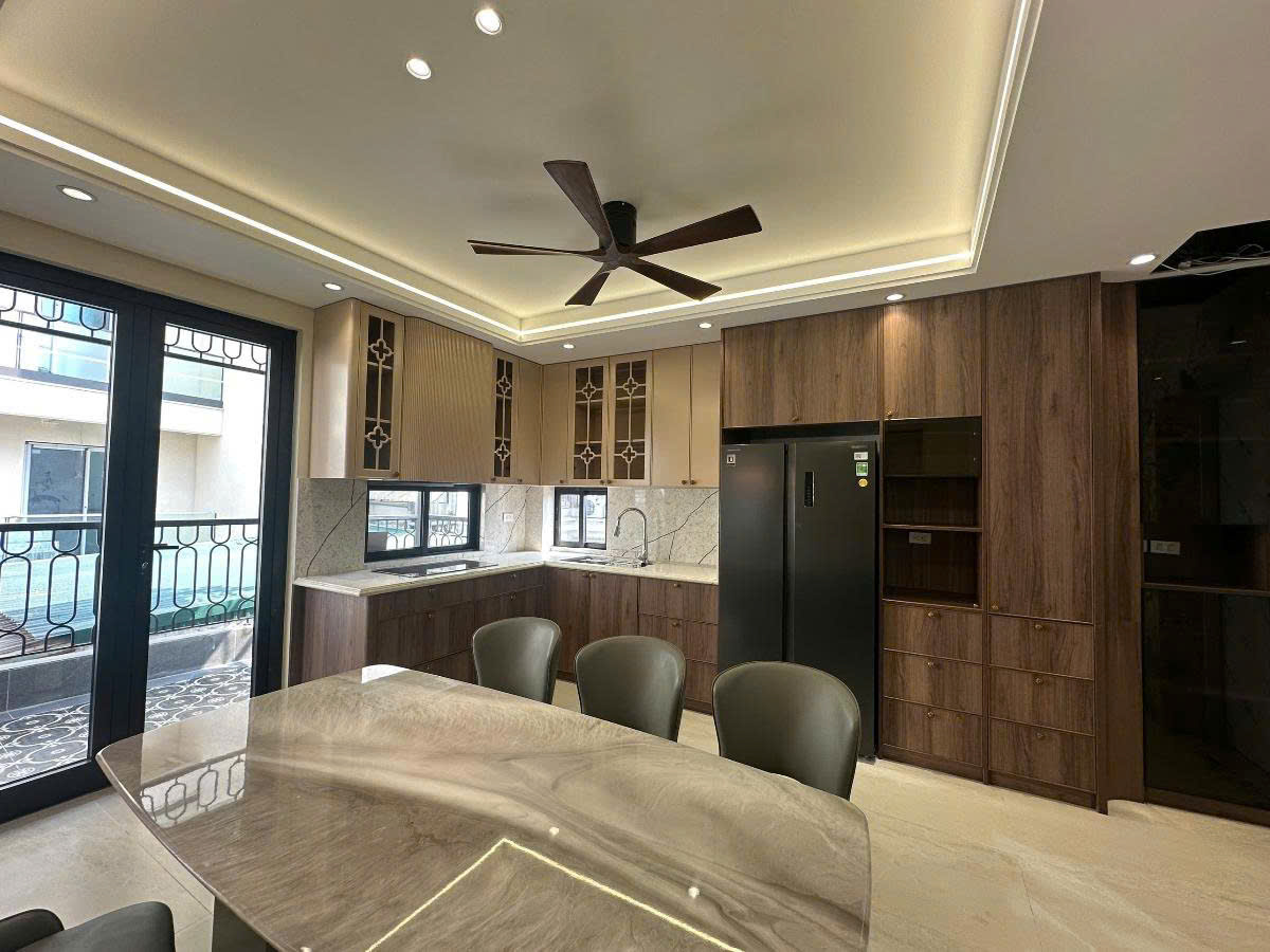 TÒA VĂN PHÒNG HỒ PHƯƠNG MAI – 8 TẦNG MẶT TIỀN 5.7M – VỈA HÈ 4M GIÁ 35 TỶ