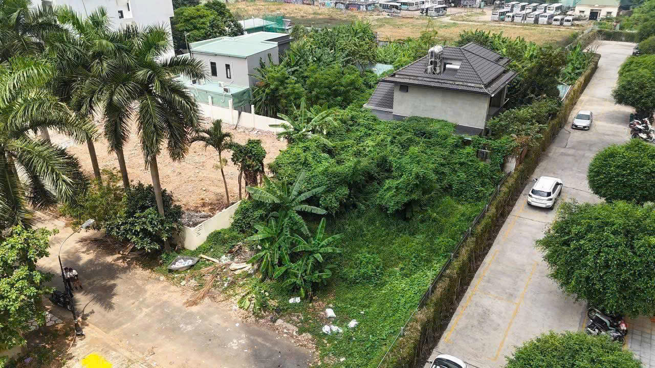 Bán lô đất góc 2MT Villa Thảo Điền , quận 2 cam kết giá rẻ nhất Thảo Điền