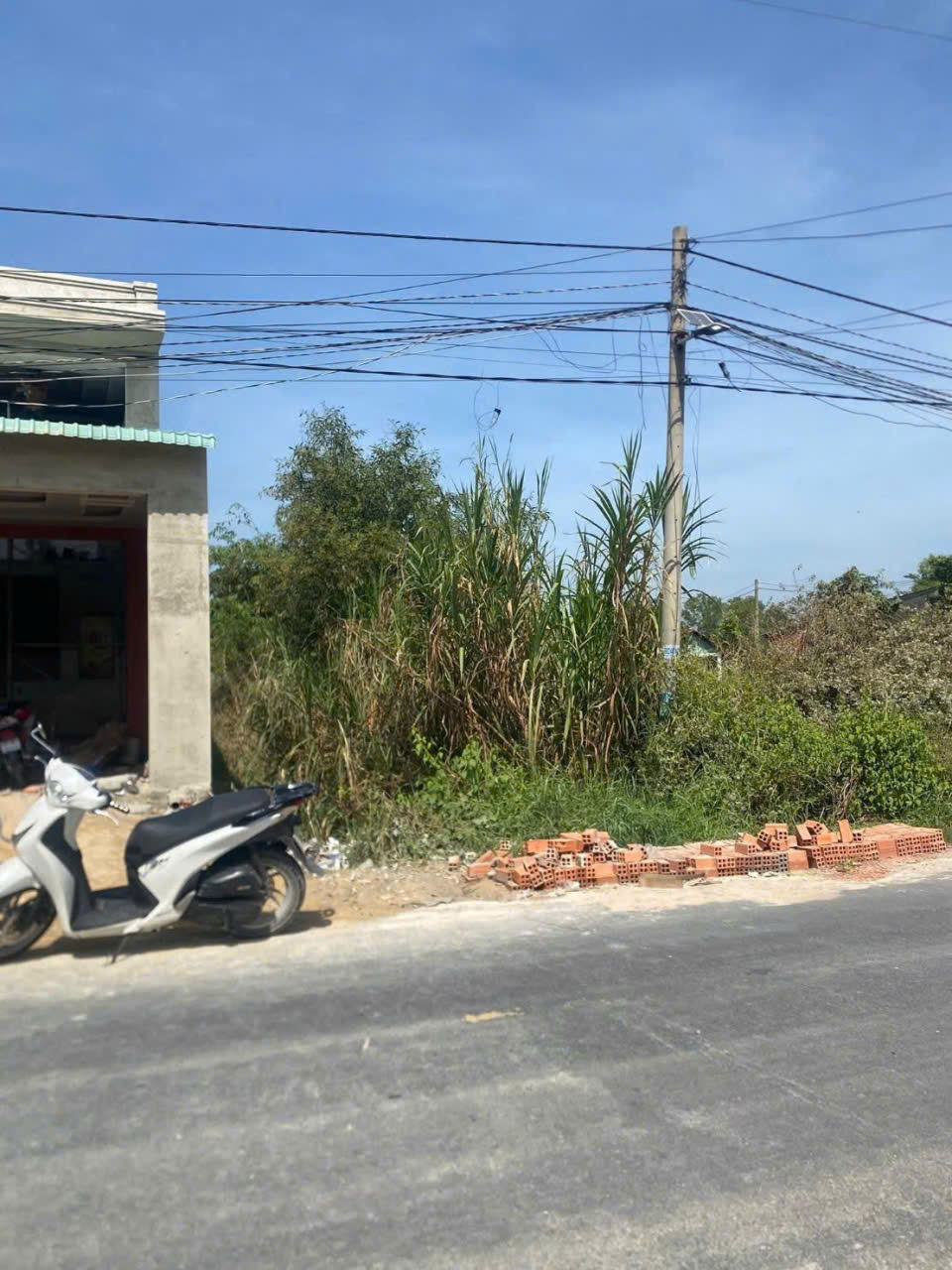 Bán đất thổ cư đường ĐT825 - Chùa Tháp ,xã Đức Hòa Thượng dt 72m2 giá chốt 1 tỷ