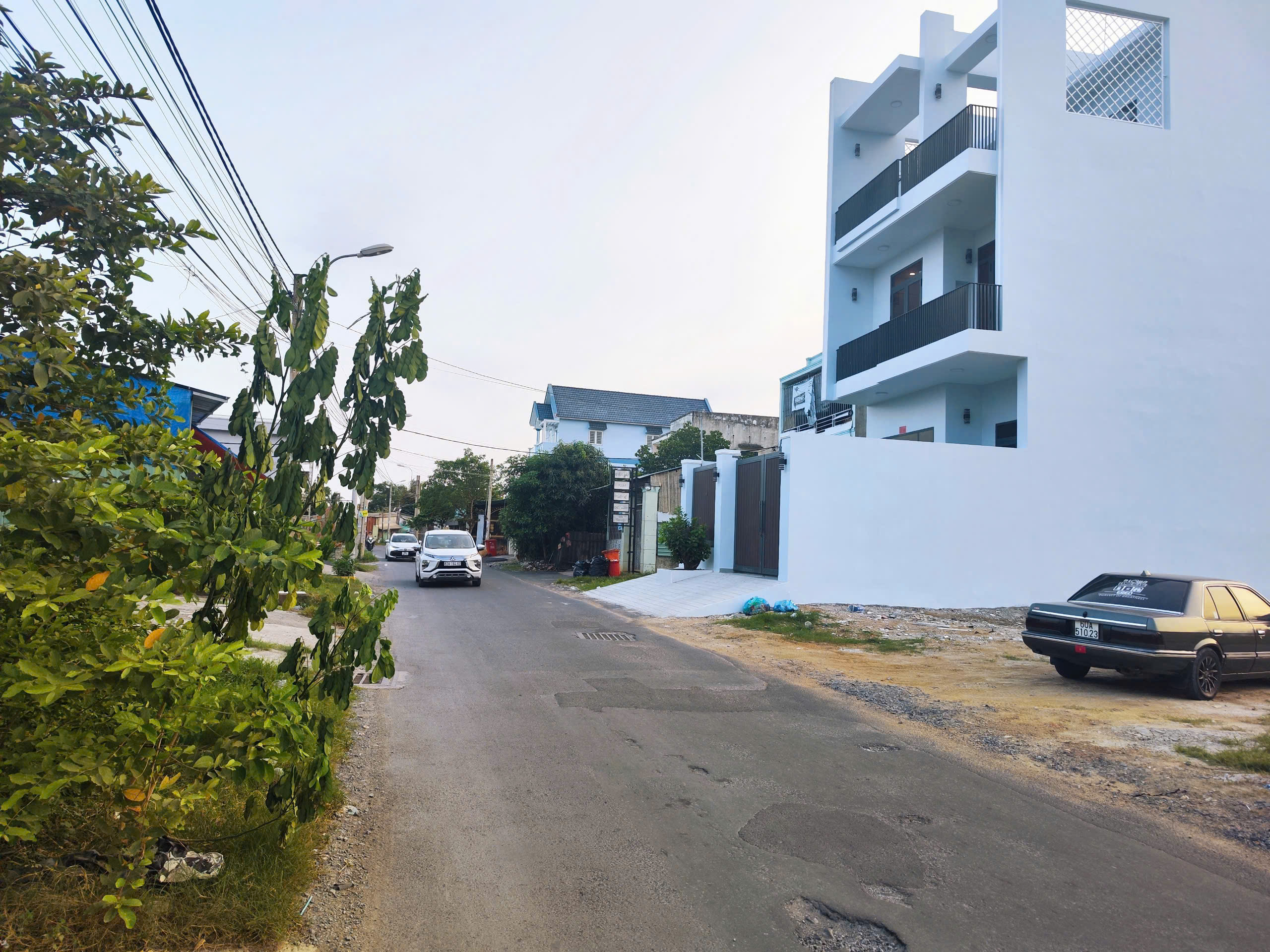 CHO THUÊ 130M2 NHÀ CẤP 4 MT ĐƯỜNG LIÊN ẤP 234