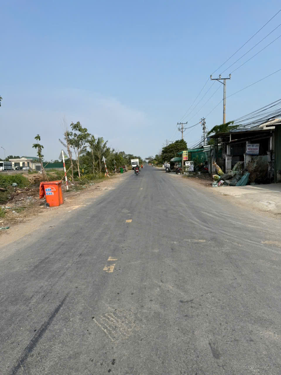 Bán nền thổ cư đường xe tải 10t ở ấp 9 , Lương Hòa dt 200m2 giá 2 tỷ