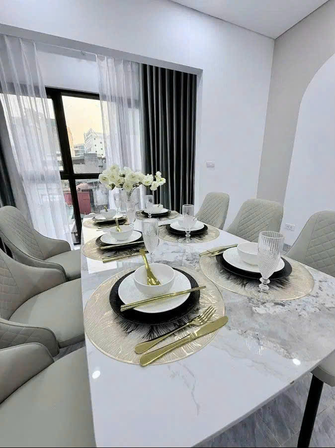 Hiếm phố Sơn Tây 40m2, 7T thang máy cực đẹp, mặt tiền 4.8m nhỉnh 13 tỷ hiếm Ba Đình