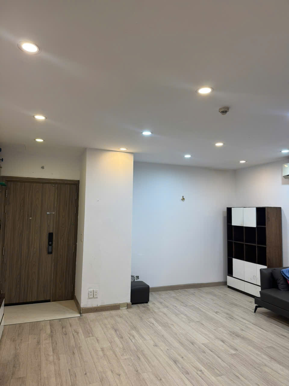 SỞ HỮU NGAY CĂN HỘ ĐẸP - GIÁ TỐT - Vị Trí Đắc Địa Tại Toà New Horizon 87 Lĩnh Nam Toà hh01b