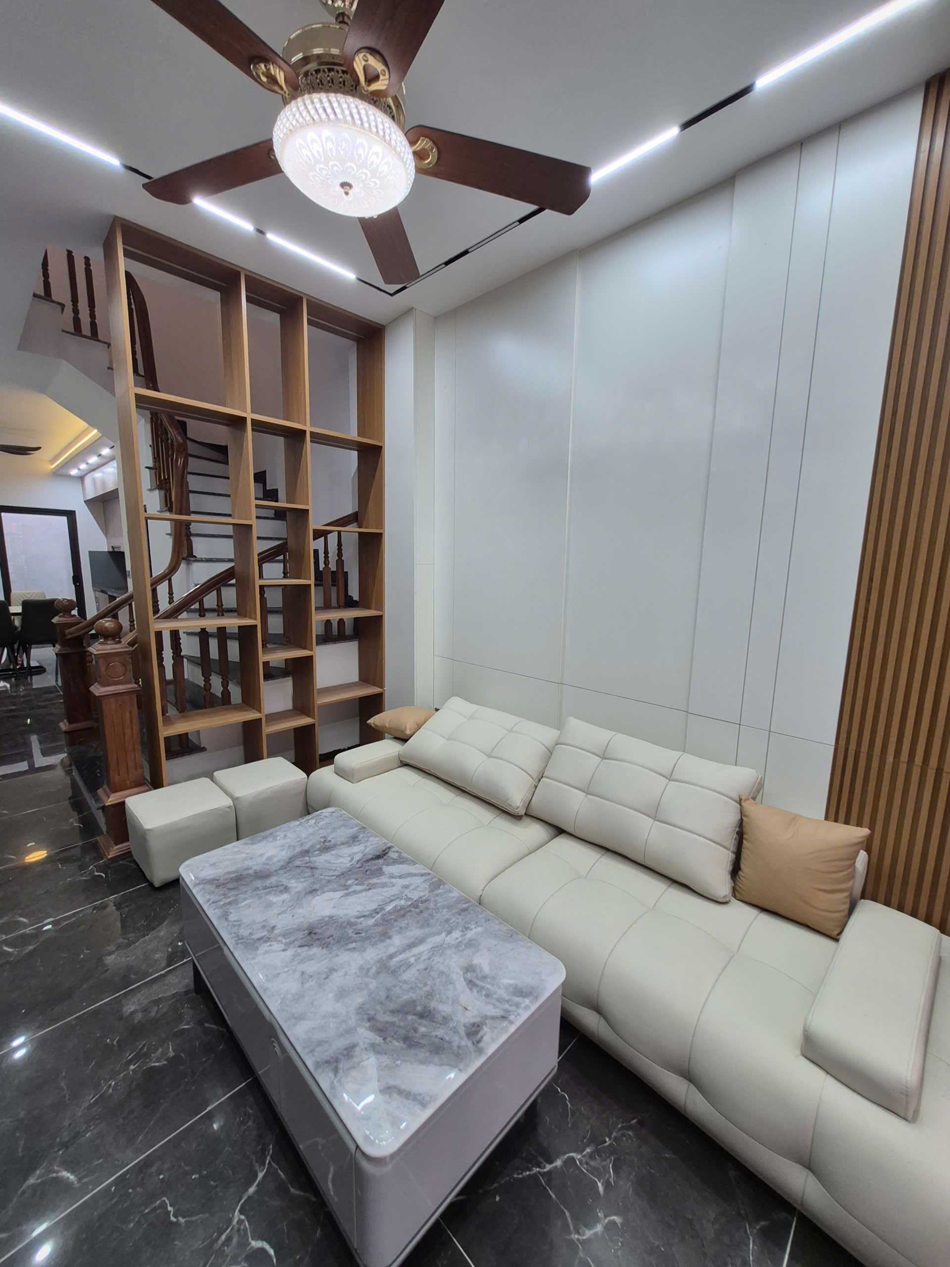 NHÀ ĐẸP CHÍNH CHỦ - GIÁ TỐT - Vị Trí Đẹp Tại Thọ Am Là 1 Trong Những Căn Đẹp Nhất Thanh Trì