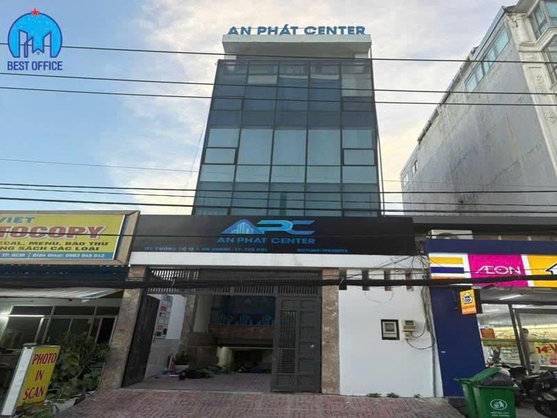 Cho thuê nguyên Tòa nhà, mặt tiền Trần Não, Quận 2, tổng DT hơn 600m2 sử dụng, giá thuê 100tr/tháng chưa bao gồm thuế.