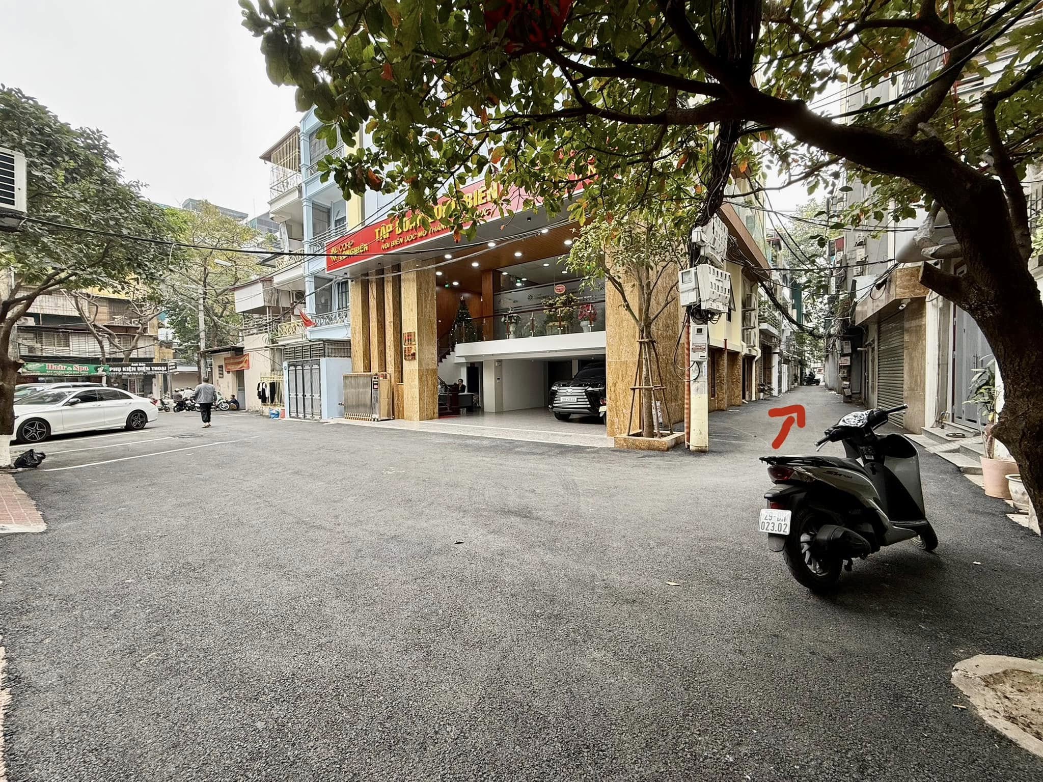 NHÀ PHỐ NGHĨA TÂN, CẦU GIẤY-PHÂN LÔ-Ô TÔ-KD: 45/55M x4t, MT 3,7M, GIÁ 16 TỶ.