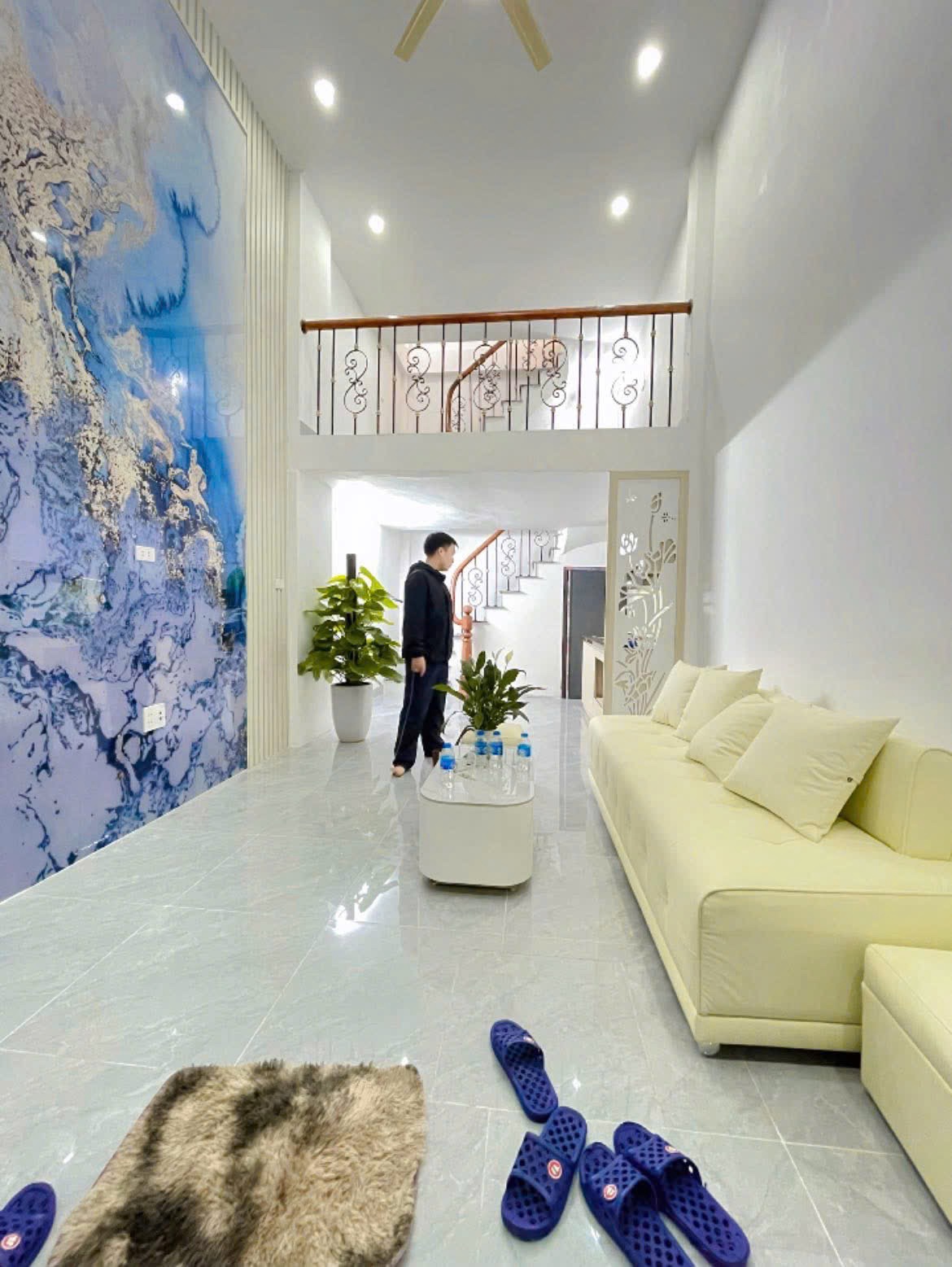 NHÀ ĐẸP HOÀNG VĂN THÁI – PHÂN LÔ QUÂN ĐỘI – NGÕ NÔNG GẦN PHỐ