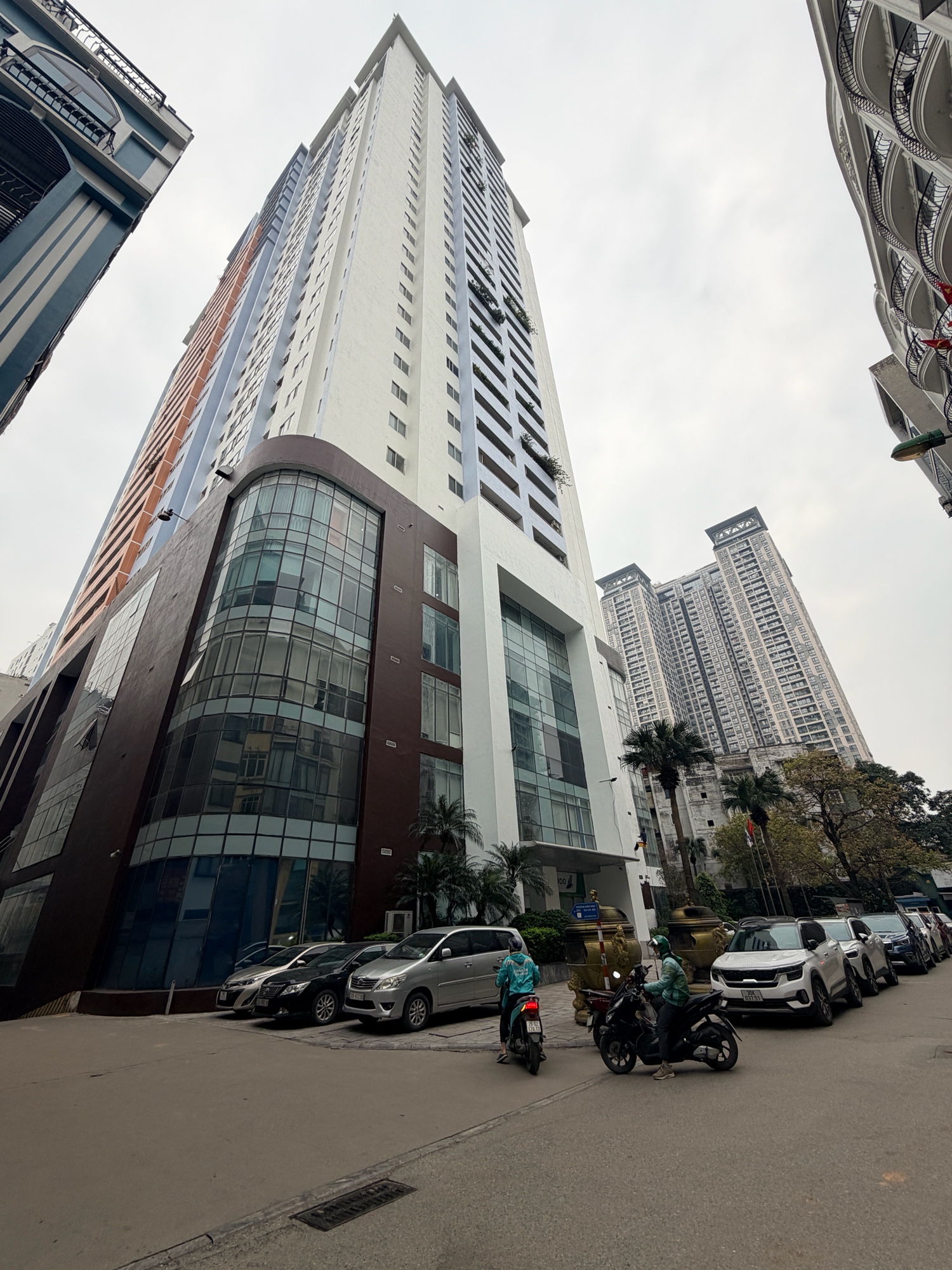 CHUNG CƯ FLC MỸ ĐÌNH - 4 NGỦ RỘNG RÃI - BAN CÔNG THOÁNG SÁNG - GIÁ TỐT - ĐẦU TƯ