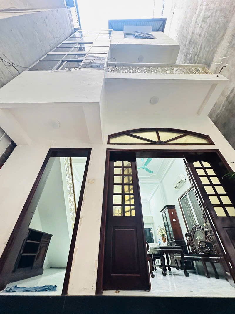 VĨNH TUY - MẶT PHỐ - HAI THOÁNG - 7 TẦNG THANG MÁY - MẶT TIỀN KHỦNG - VỈA HÈ - KINH DOANH - ĐẦU TƯ - 85 M² 46 TỈ