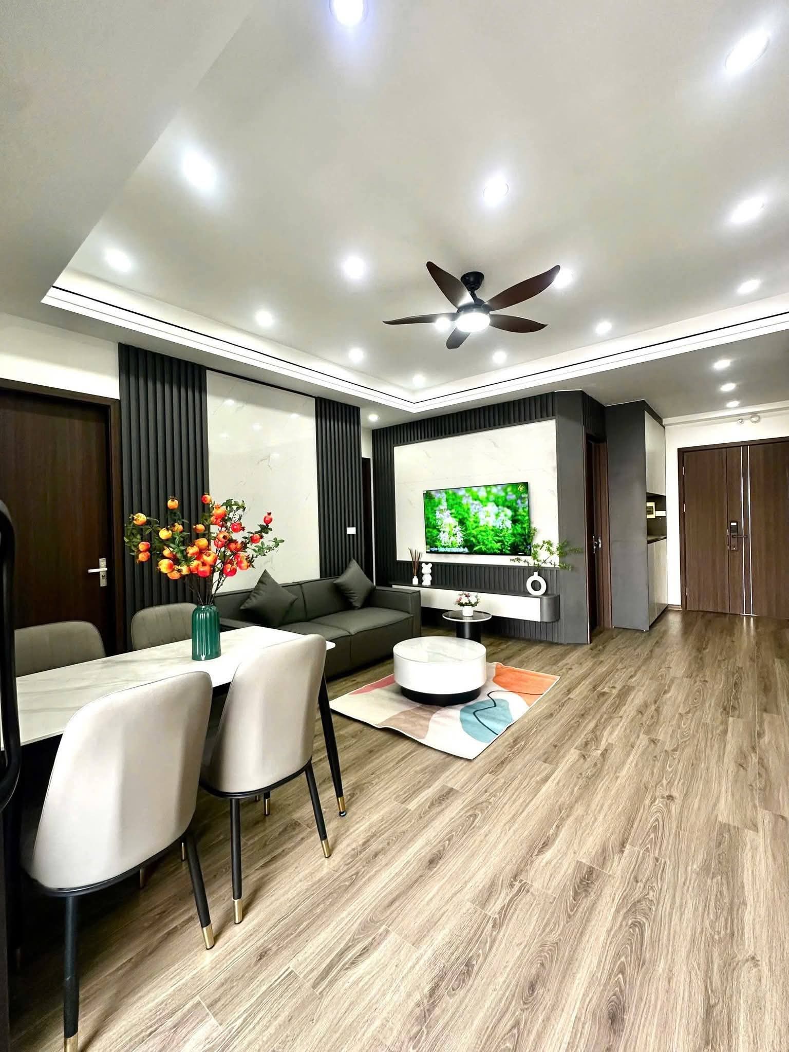 DUY NHẤT CĂN 3 PHÒNG NGỦ VIEW HỒ VP3 – BÁN ĐẢO LINH ĐÀM