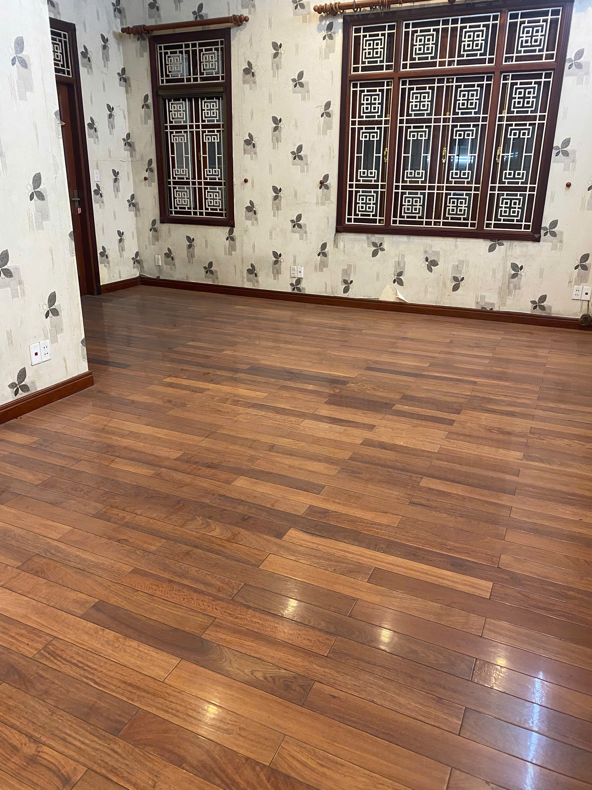 Cho thuê biệt thự mới hiện đại KĐT Mỹ Đình 1. DT 145m x 4 tầng, mt 8m Giá 30tr.
