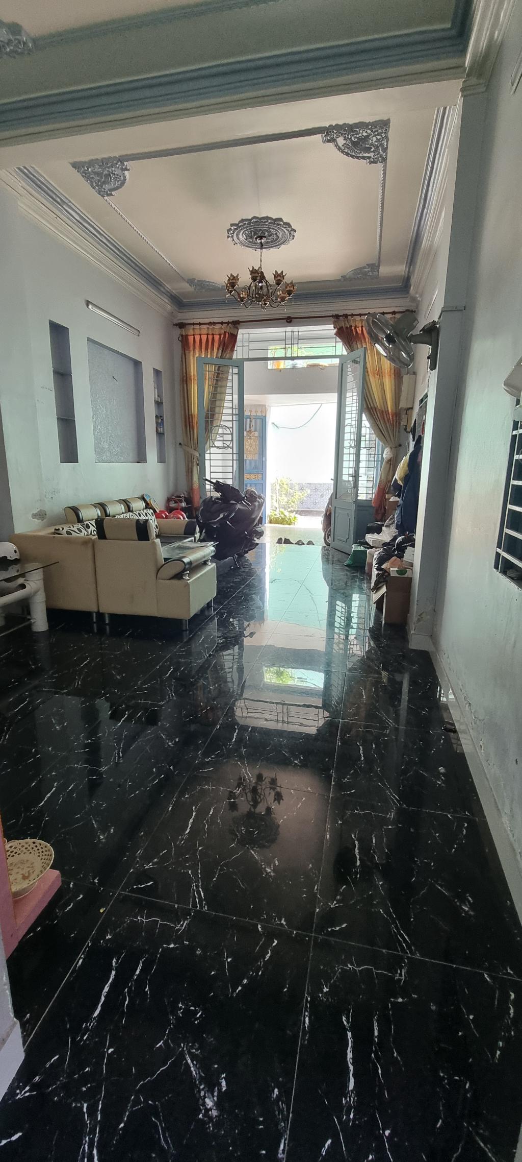 Bán nhà HXH Lũy Bán Bích Tân Phú, 119.6m2 5.7x26m, 2 tầng, gần Coopmart Hoà Bình chỉ 8.5 tỷ.
