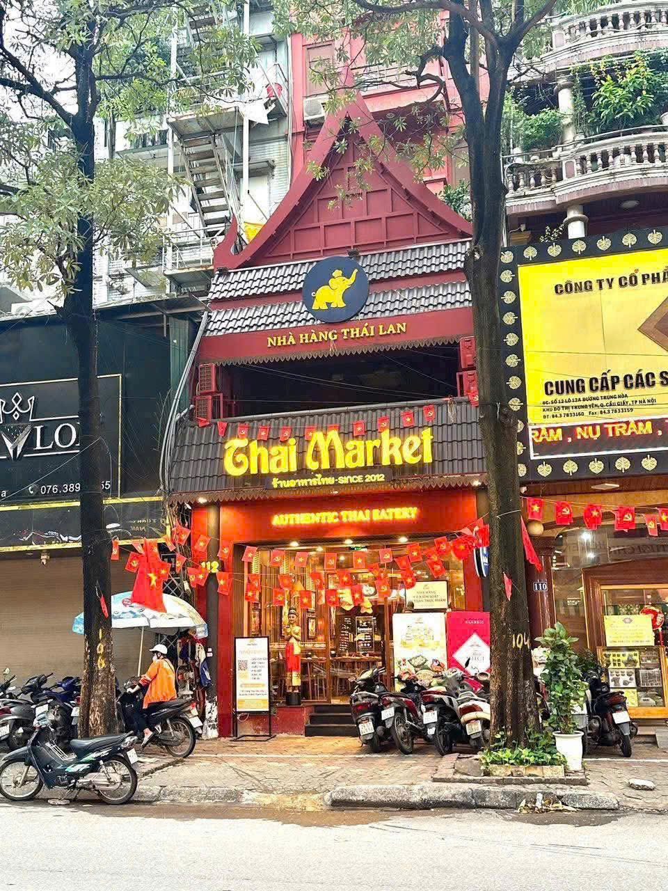 CHO THUÊ NHÀ ĐƯỜNG LÁNG ĐỐNG ĐA HÀ NỘI Diện tích: 150m x 4 tầng Mặt tiền : 8m