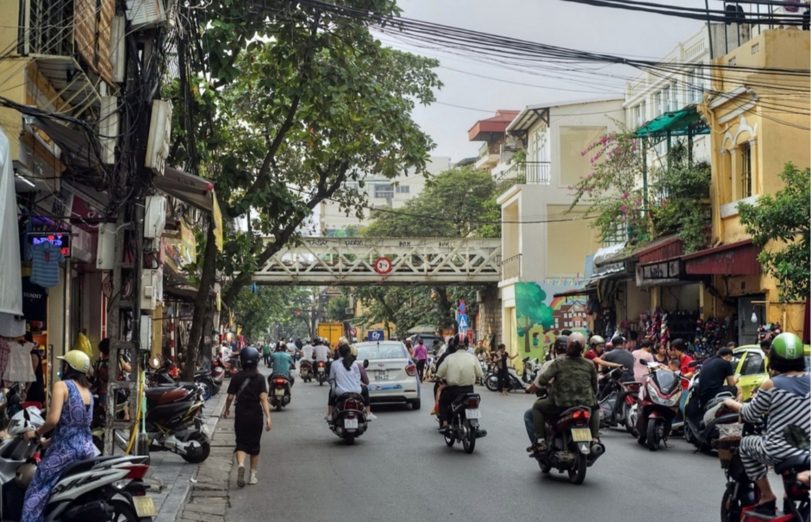 MẶT PHỐ HÀNG GIẤY – PHỐ CỔ HOÀN KIẾM – 26M² – KINH DOANH ĐỈNH CAO