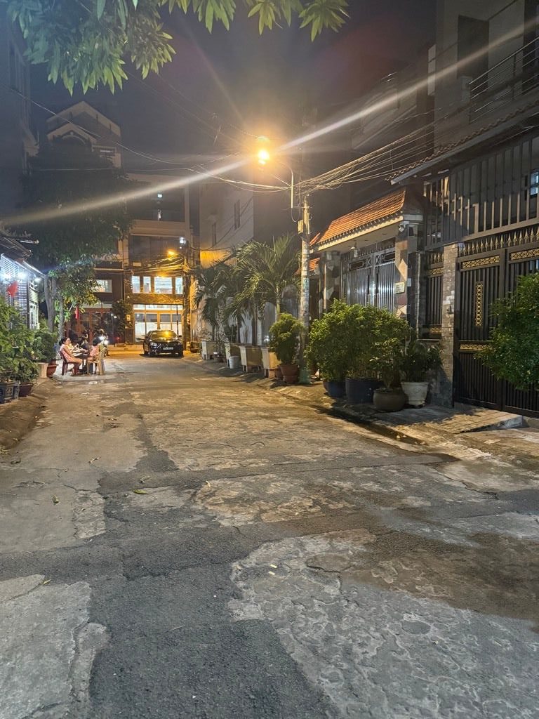 Bán nhà 2 mặt HXH 7m và 4.3m Gò Dầu Tân Phú, 72.2m2, 5 tầng, 4PN, có gara ô tô gần chợ Tân Hương chỉ 9.5 tỷ.