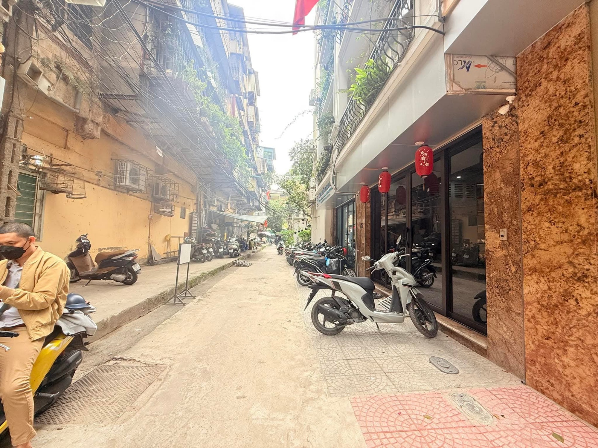 BÁN NHÀ CỰC HIẾM TẠI KHU VỰC – NGÕ Ô TÔ TRÁNH – SÁT MẶT PHỐ – 6 TẦNG THANG MÁY – KINH DOANH VĂN PHÒNG- ĐỈNH CHÓP- TRUNG TÂM QUẬN HAI BÀ- KHU BÁCH KINH XÂY