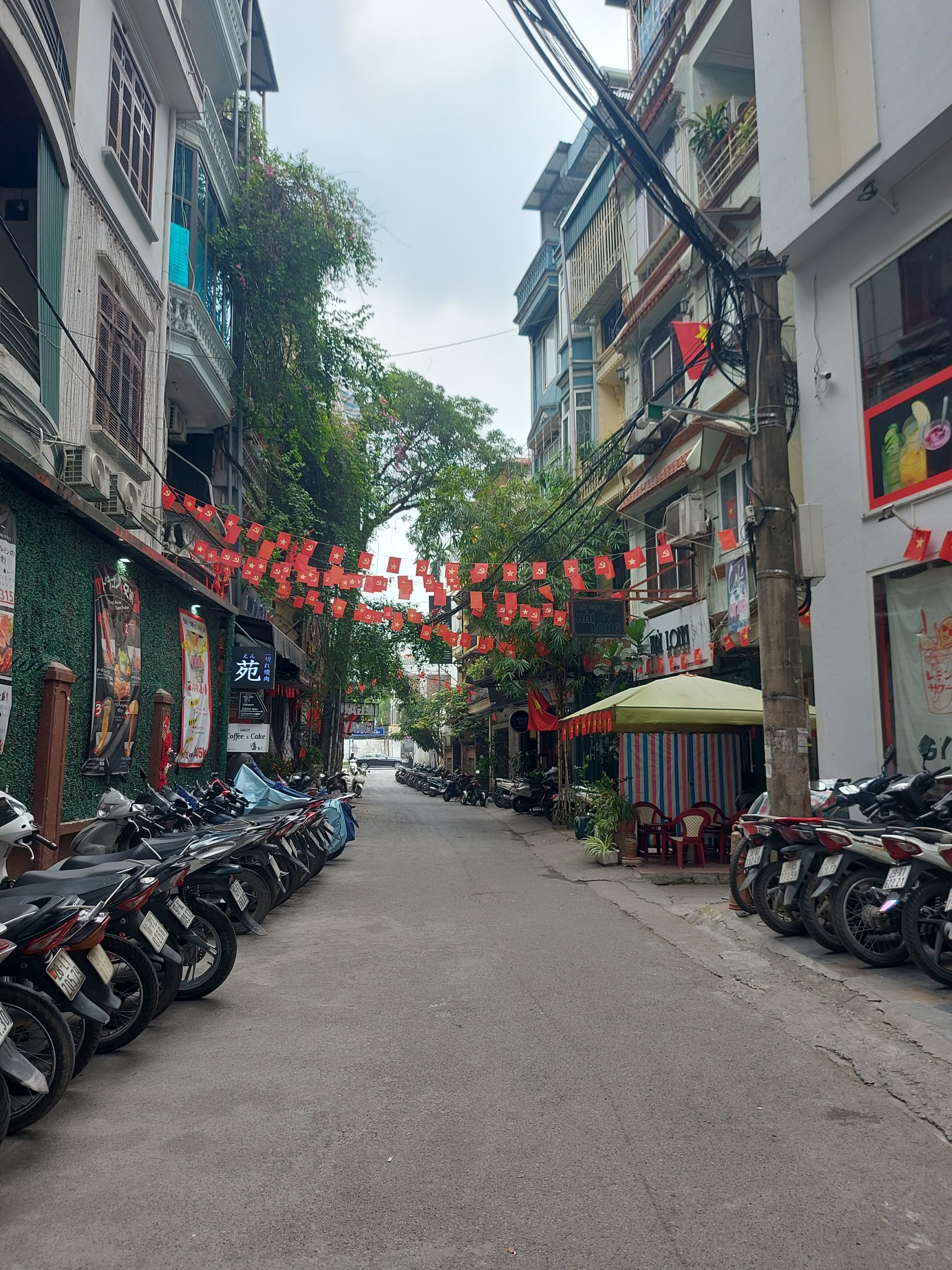 ĐÀO TẤN BA ĐÌNH - MẶT NGÕ - Ô TÔ TRÁNH ĐỖ NGÀY ĐÊM - TƯƠNG LAI MẶT PHỐ - ĐẦU TƯ KINH DOANH KHỦNG - 75M² NHỈNH 40 TỈ,,
