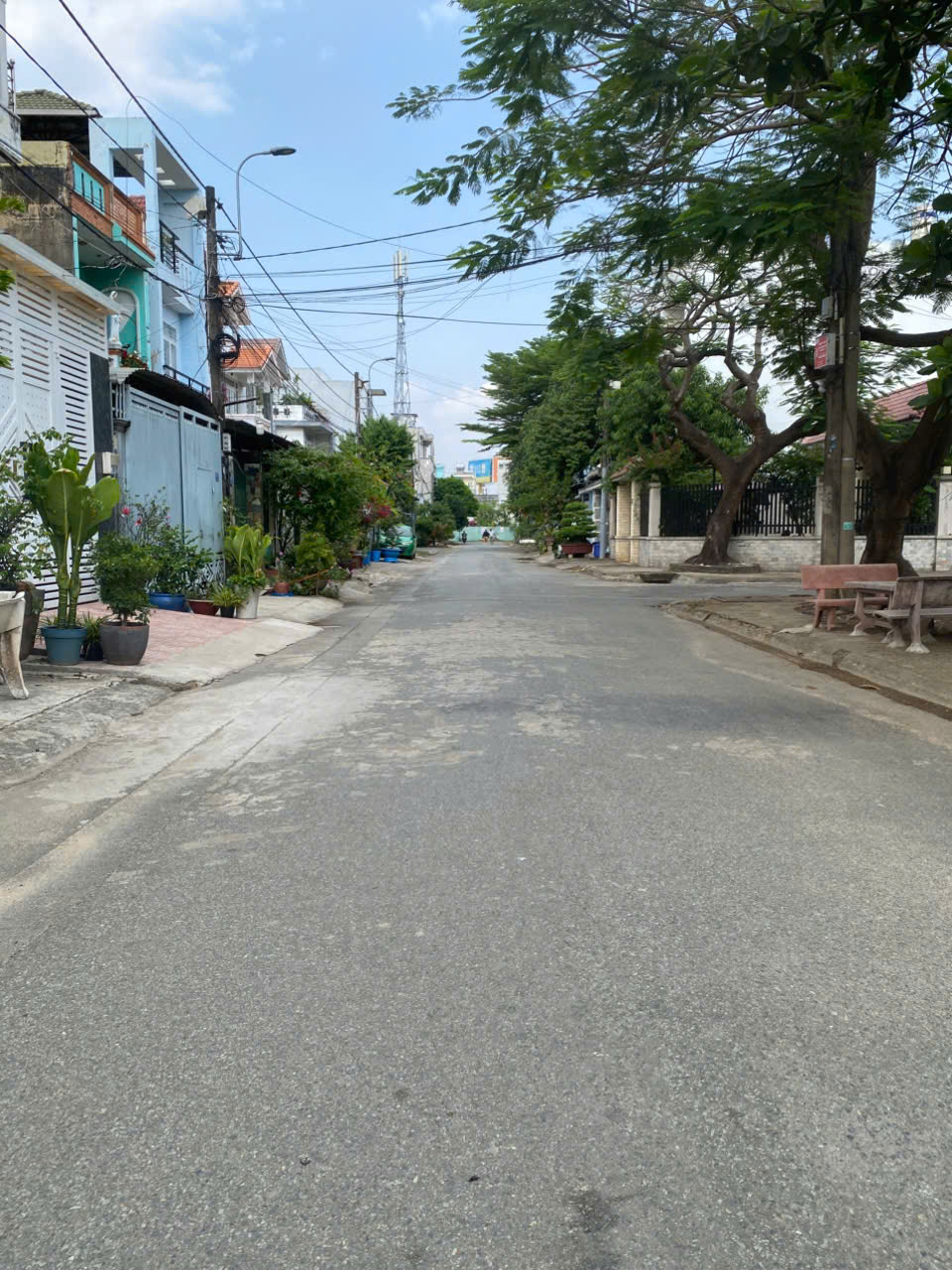 Lô đất mặt tiền đường 835 phú hữu DT 265m gía đầu tư