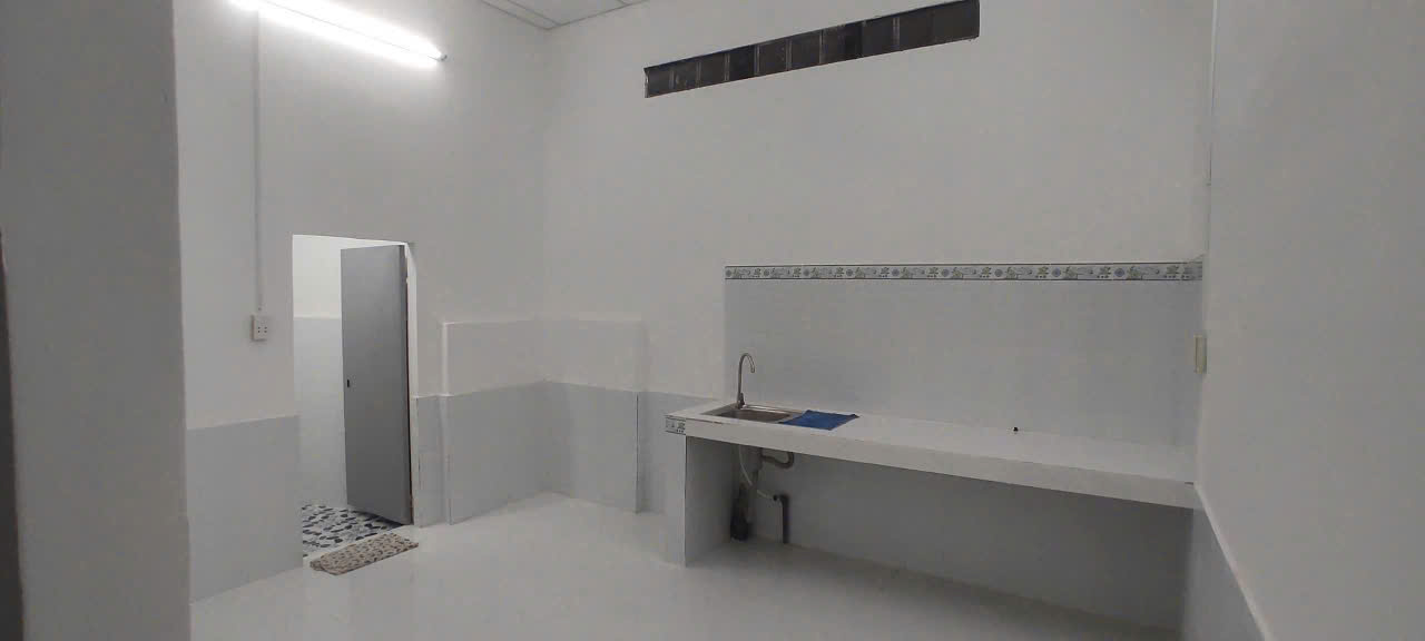 Nhà mặt tiền tân hoà 2 hiệp phú Diện tích. 70m, cấp. 4